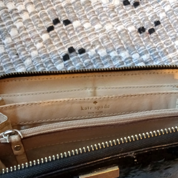 Kate Spade Wallet - Picture 3 of 3